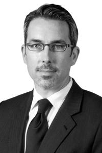 Kenneth J Raddatz Headshot